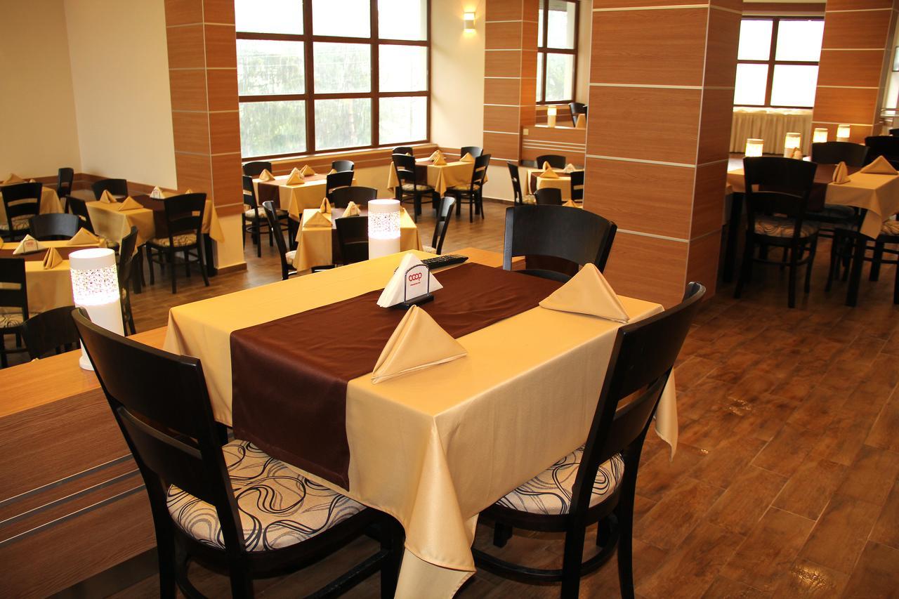Hotel Coop Rozhen Pamporovo Kültér fotó