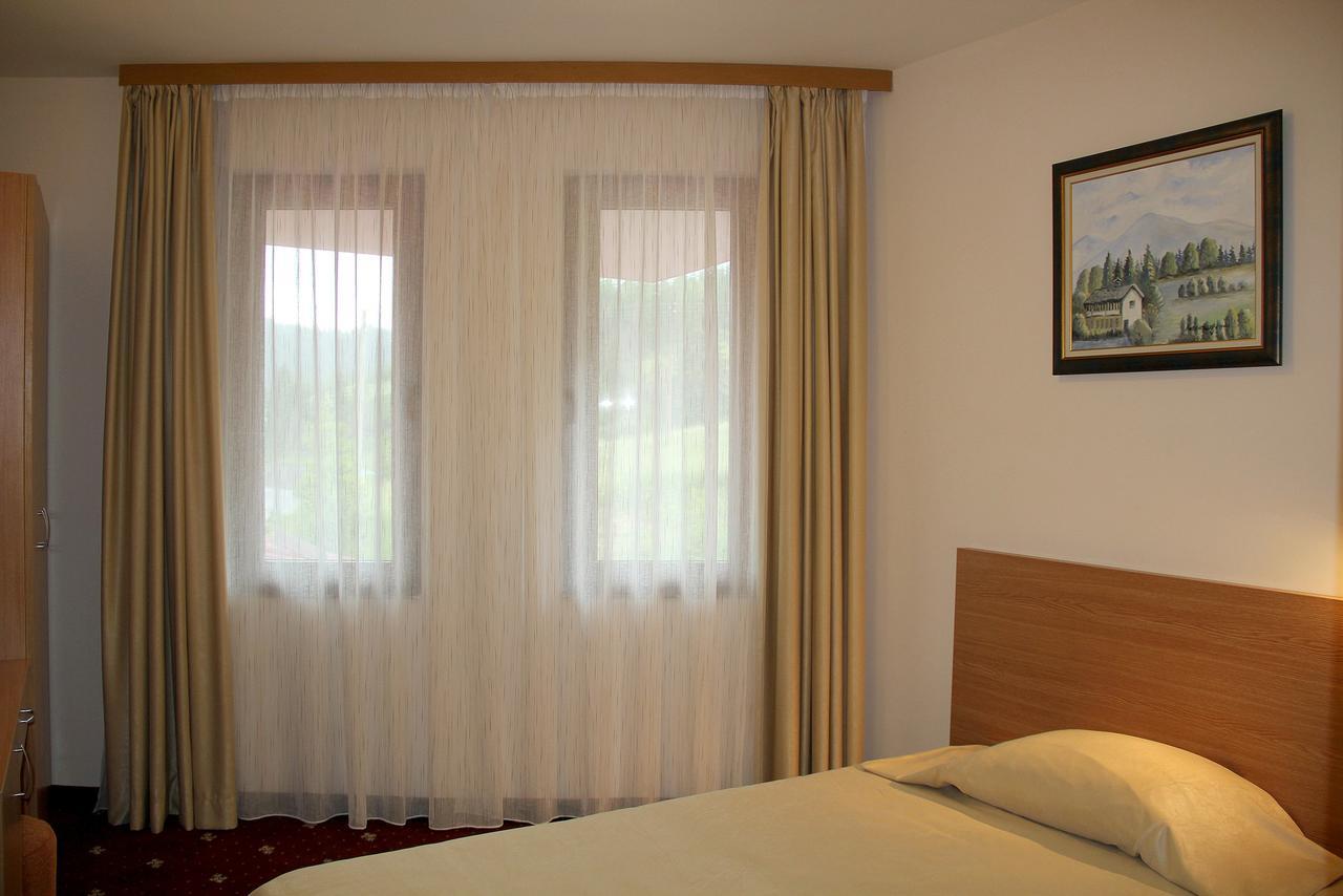 Hotel Coop Rozhen Pamporovo Kültér fotó