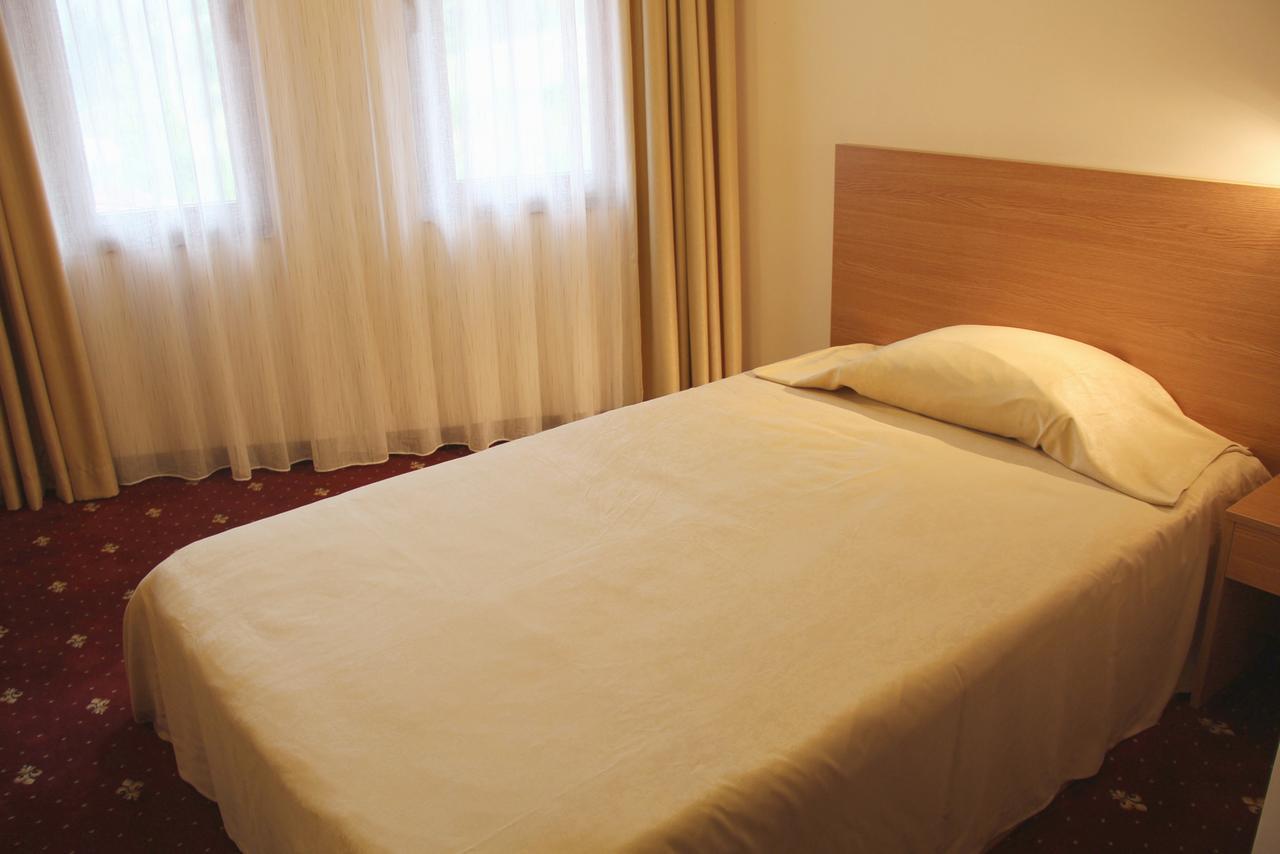 Hotel Coop Rozhen Pamporovo Kültér fotó